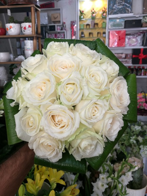 دسته گل عروس