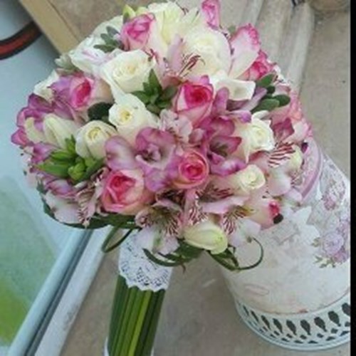 دسته گل عروس